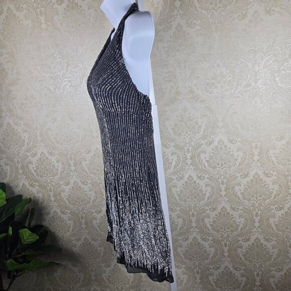 Elegant Black and Silver Backless Dress - Picture 7 of 14